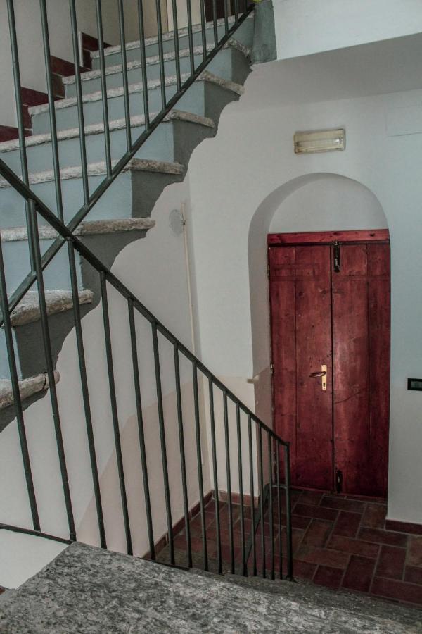Da Laura Bed & Breakfast บรูนาเต ภายนอก รูปภาพ