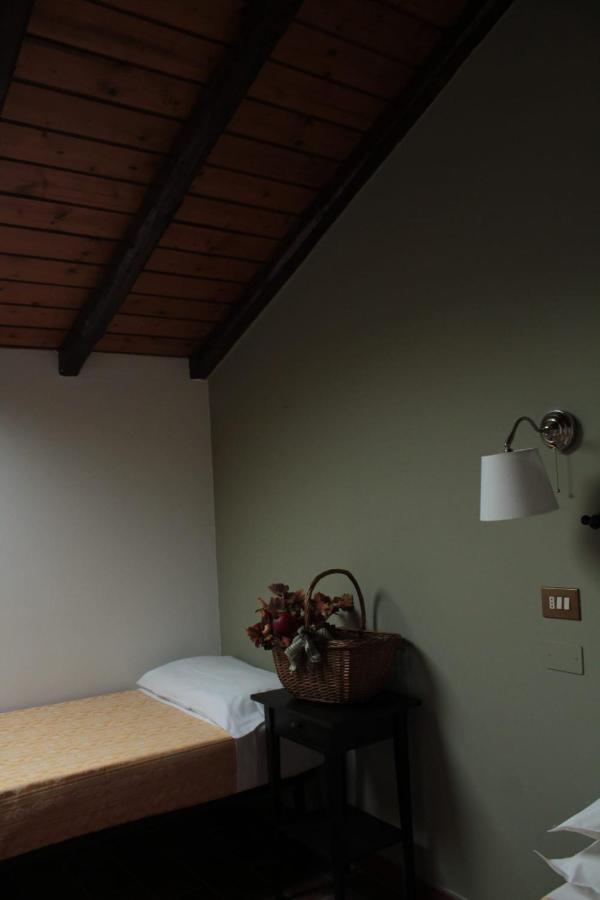 Da Laura Bed & Breakfast บรูนาเต ภายนอก รูปภาพ