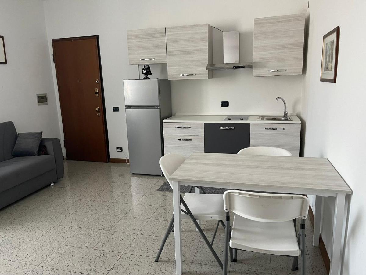 Da Laura Bed & Breakfast บรูนาเต ภายนอก รูปภาพ