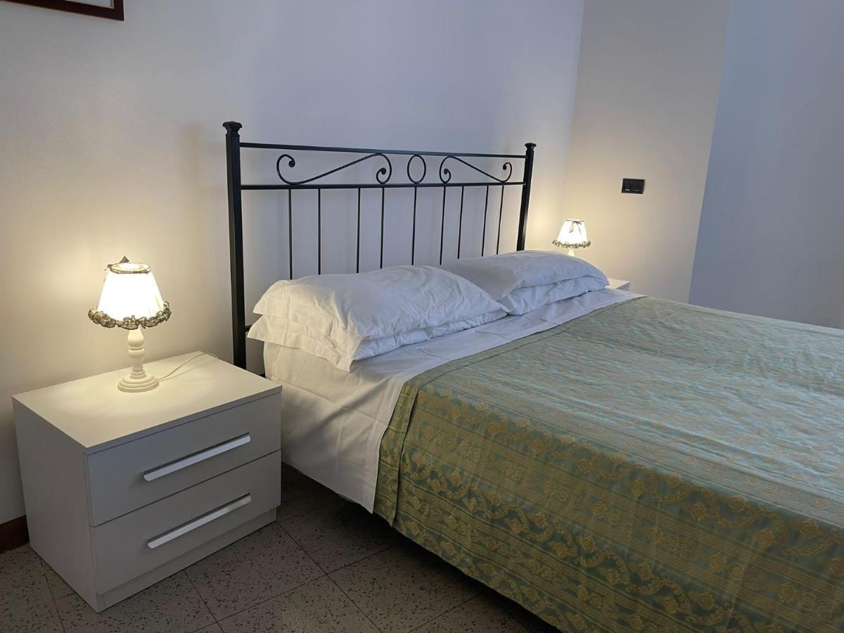 Da Laura Bed & Breakfast บรูนาเต ภายนอก รูปภาพ